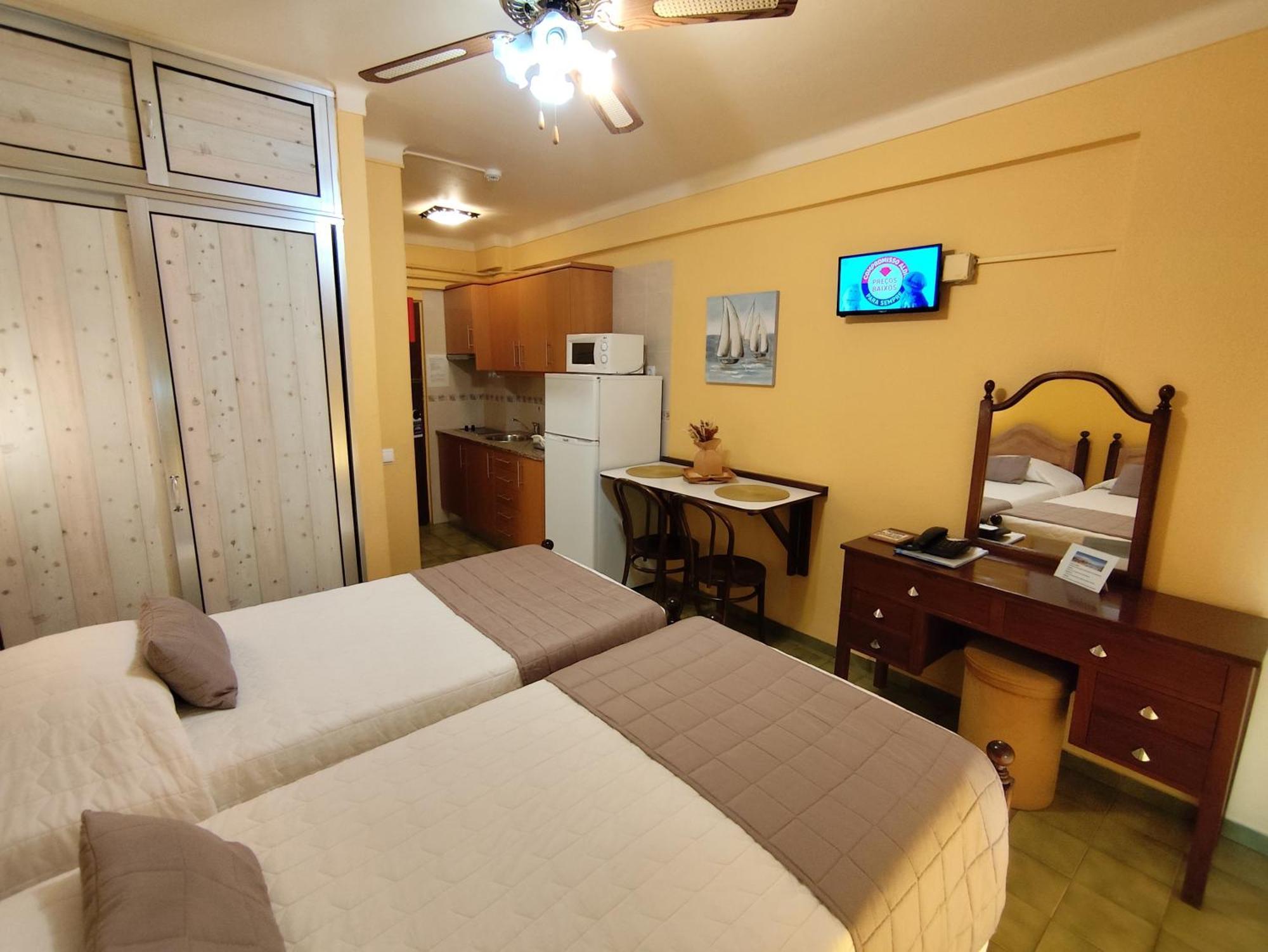 Apartamentos Turisticos Praia Grande Ferragudo  Ngoại thất bức ảnh